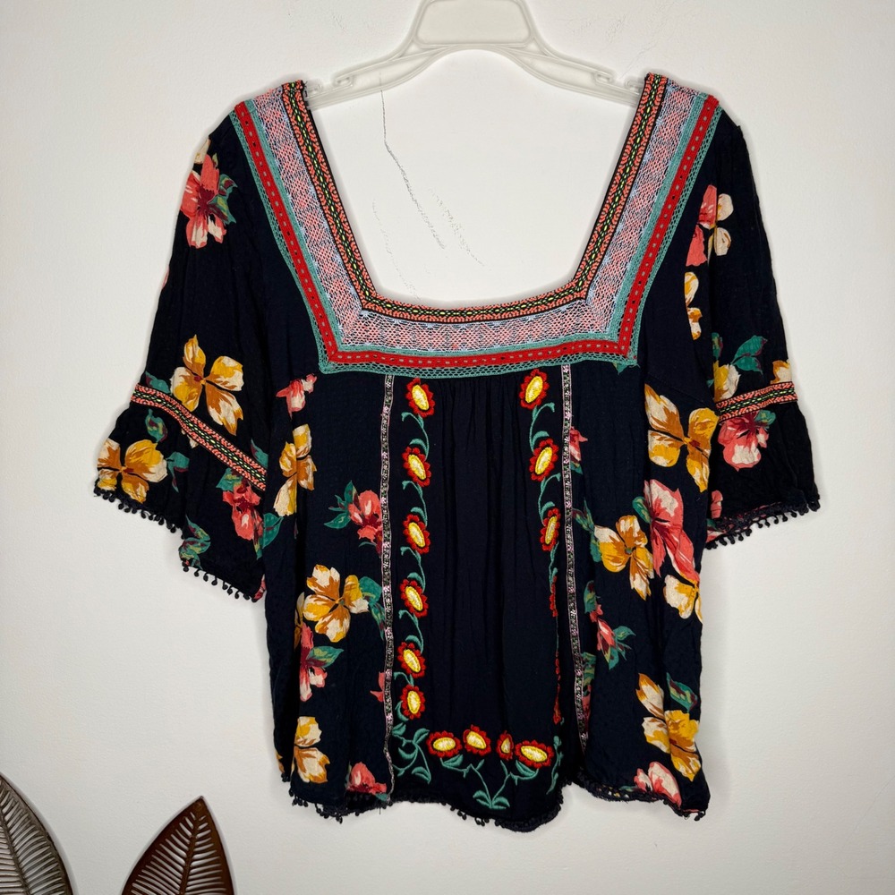 H16 Anthropologie Dakota Floral Embroidered Boho Square Neck Pom Pom Trim Navy L - Picture 3 of 7